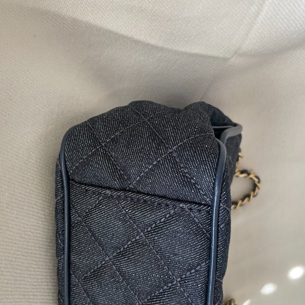 Micheal Kors Denim Crossbody Bag (Brand New without tags) - Picture 5 of 10
